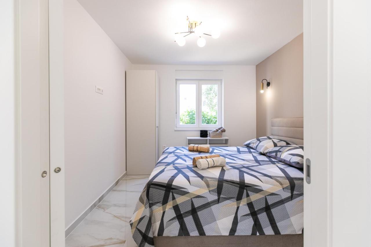 Apartman Suzi プーラ エクステリア 写真